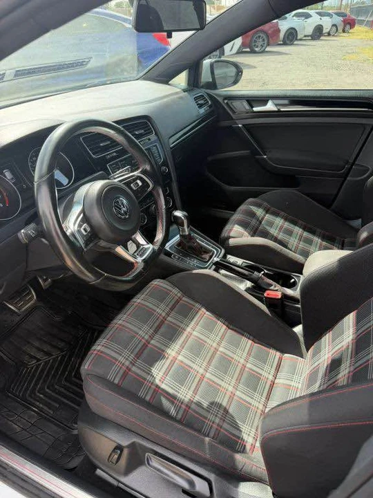 2016 Volkswagen GTI Mk7 - Image 5 of 11