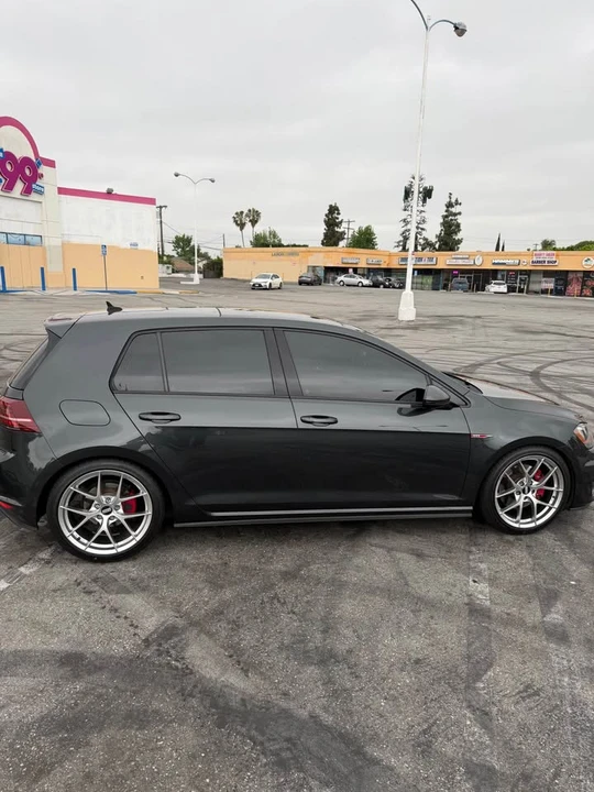 2016 Volkswagen GTI Mk7 - Image 5 of 12