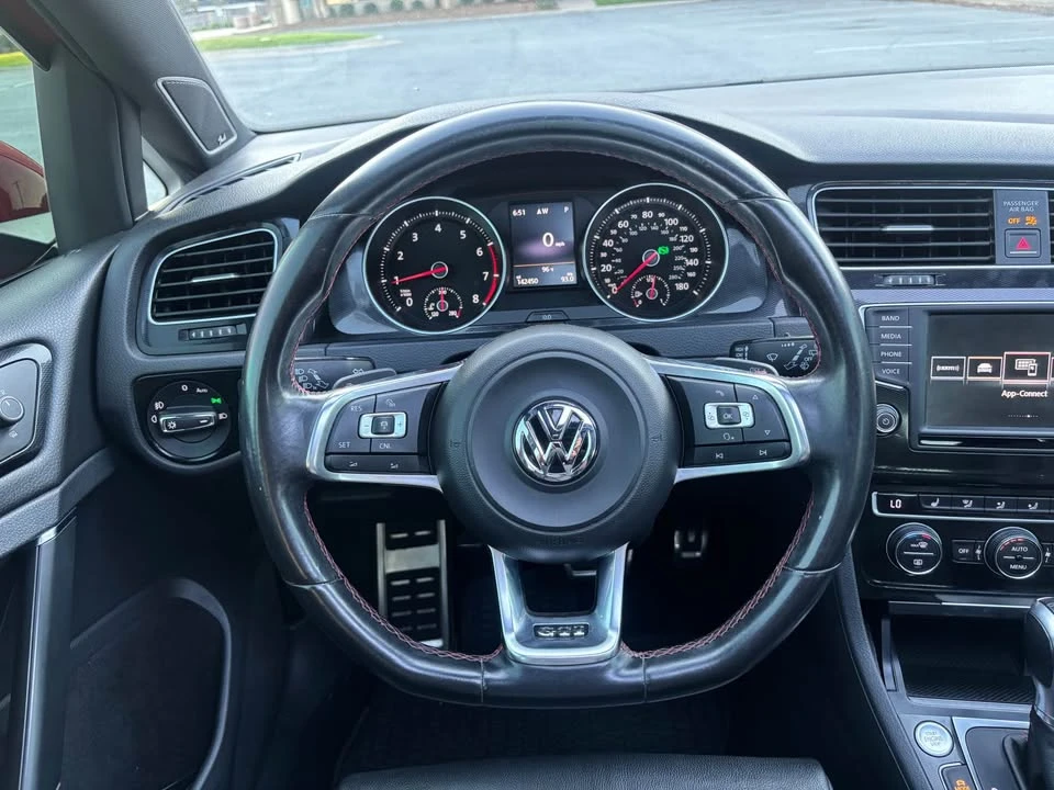 2016 Volkswagen GTI Mk7 - Image 15 of 20