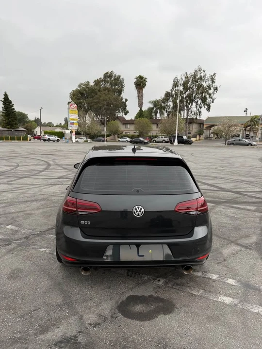 2016 Volkswagen GTI Mk7 - Image 3 of 12
