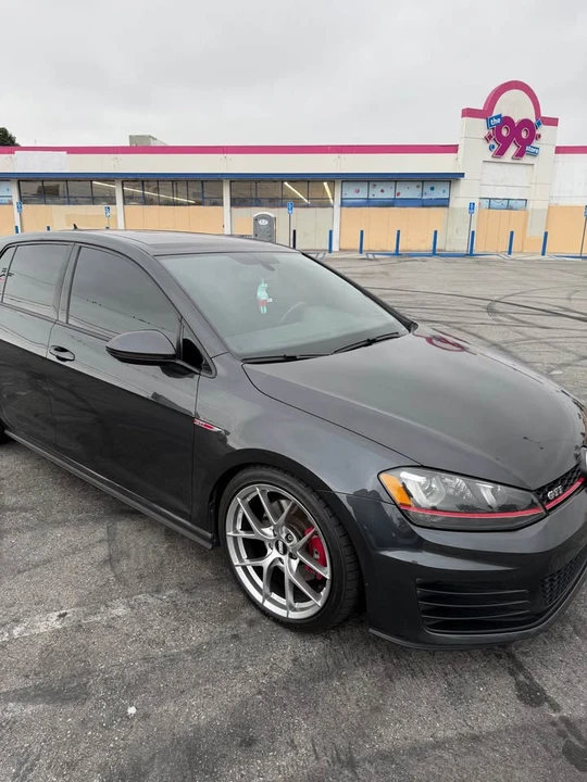 2016 Volkswagen GTI Mk7 - Image 6 of 12