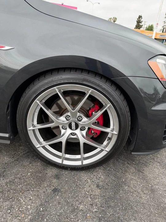 2016 Volkswagen GTI Mk7 - Image 7 of 12