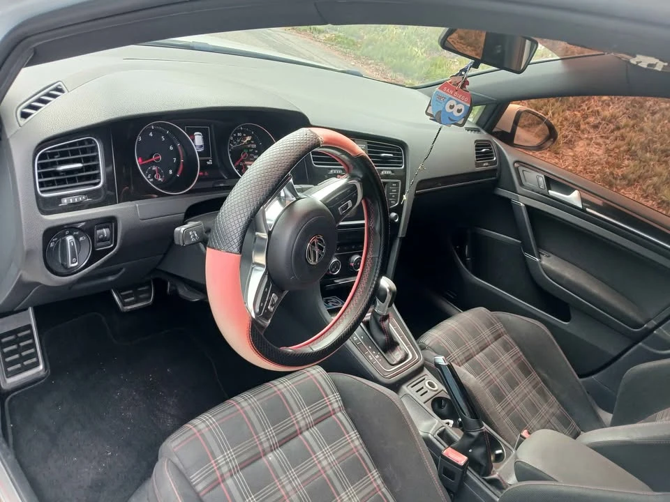 2016 Volkswagen GTI Mk7 - Image 3 of 10