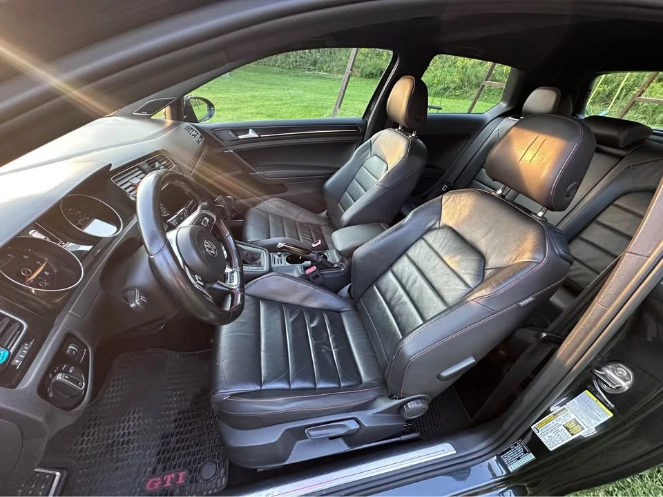 2016 Volkswagen GTI Mk7 - Image 19 of 20