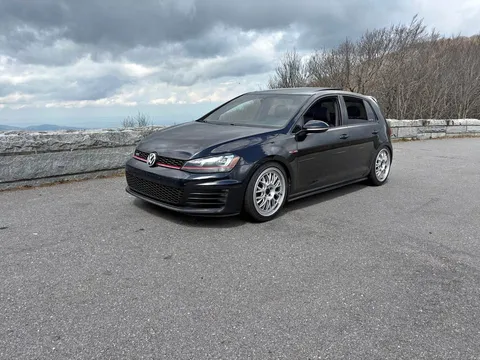 2016 Volkswagen Golf GTI SE