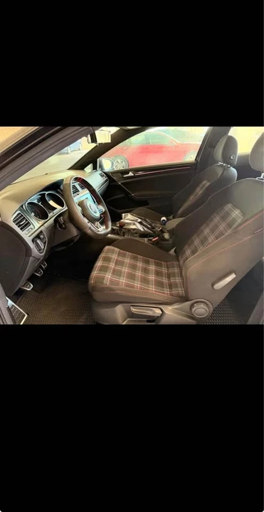 2016 Volkswagen GTI Mk7 - Image 4 of 6