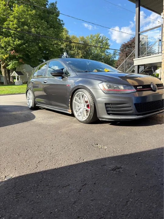 2016 Volkswagen GTI Mk7 - Image 2 of 7