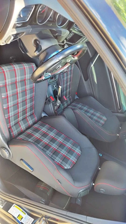 2016 Volkswagen GTI Mk7 - Image 7 of 8