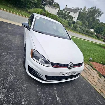 2016 Volkswagen Golf GTI S with Performance Package