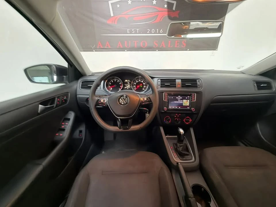 2016 Volkswagen A6 Jetta - Image 8 of 17