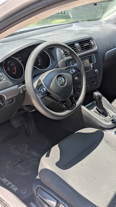 2016 Volkswagen A6 Jetta - Image 5 of 7