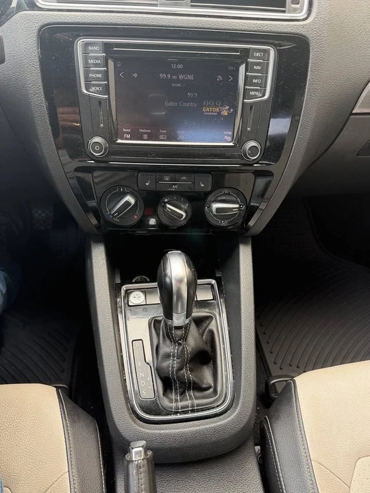 2016 Volkswagen A6 Jetta - Image 17 of 19