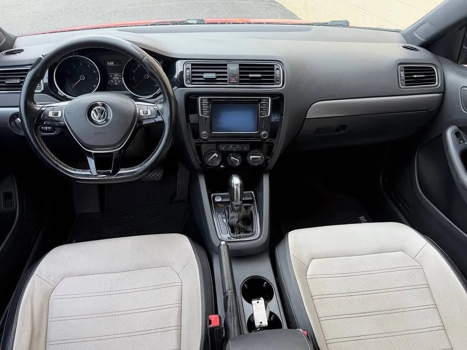 2016 Volkswagen A6 Jetta - Image 9 of 19