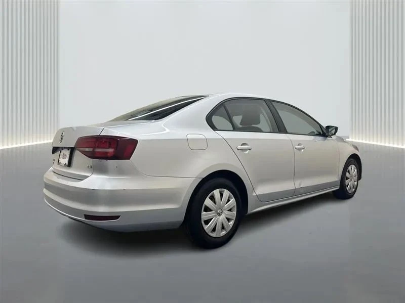 2016 Volkswagen A6 Jetta - Image 5 of 12