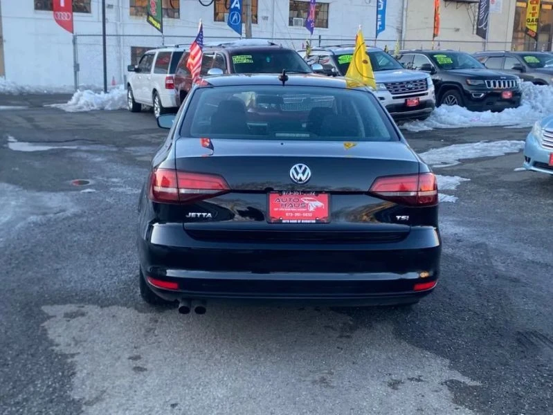 2016 Volkswagen A6 Jetta - Image 9 of 12
