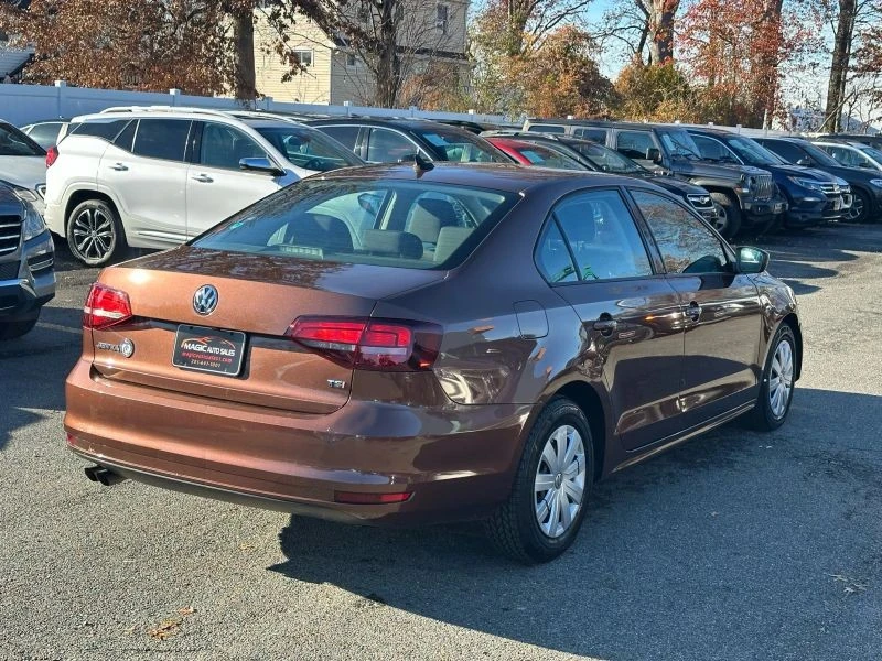2016 Volkswagen A6 Jetta - Image 9 of 12