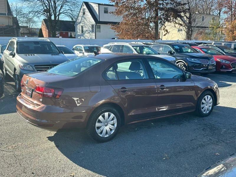 2016 Volkswagen A6 Jetta - Image 10 of 12