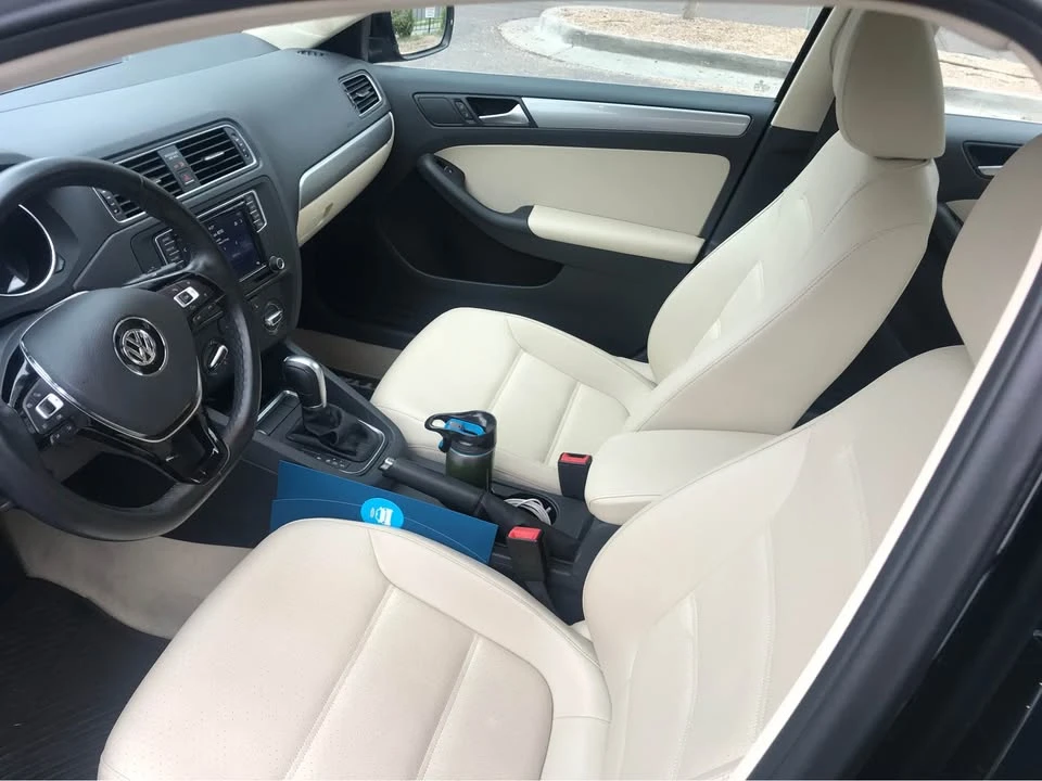 2016 Volkswagen A6 Jetta - Image 2 of 3