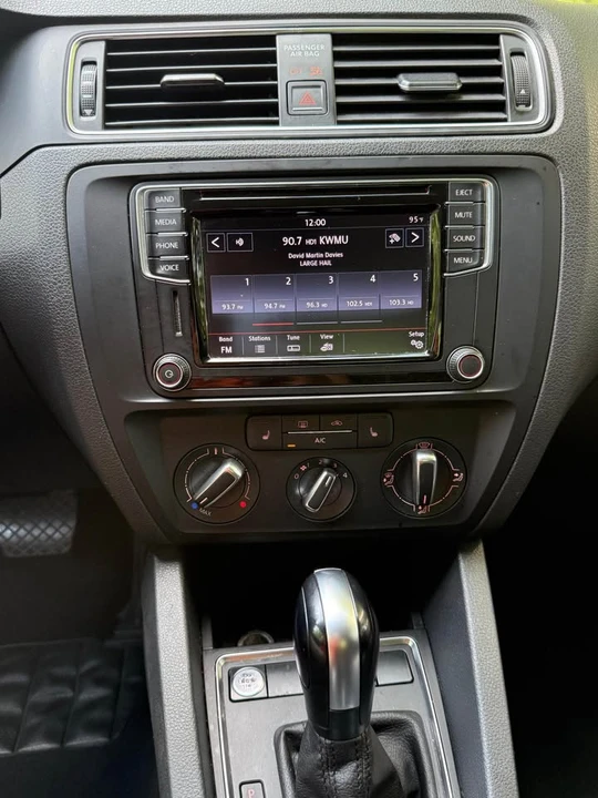 2016 Volkswagen A6 Jetta - Image 15 of 20