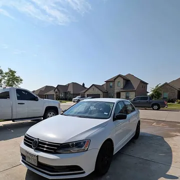 2016 Volkswagen Jetta 1.4T SE Sedan 4D