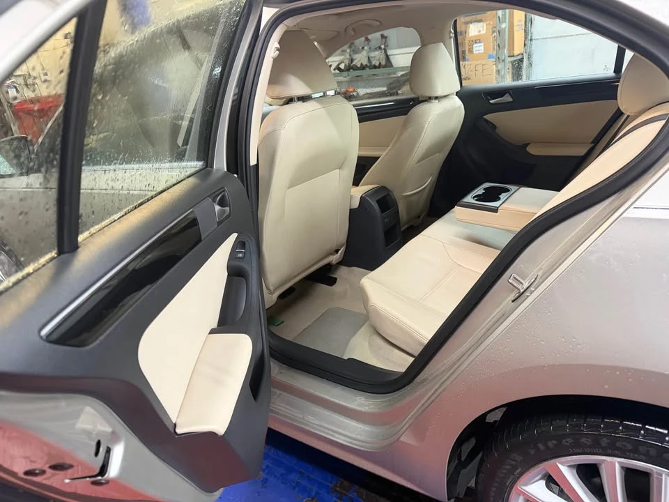 2016 Volkswagen A6 Jetta - Image 14 of 19