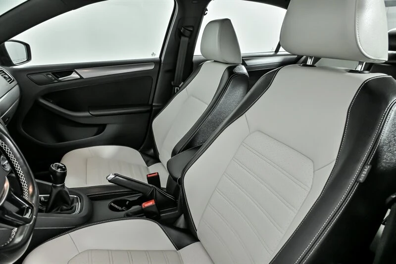 2016 Volkswagen A6 Jetta - Image 18 of 21