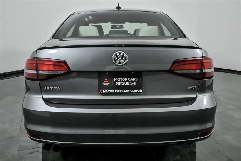 2016 Volkswagen A6 Jetta - Image 9 of 21