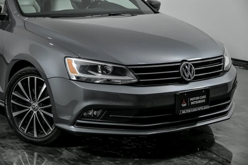 2016 Volkswagen A6 Jetta - Image 2 of 21