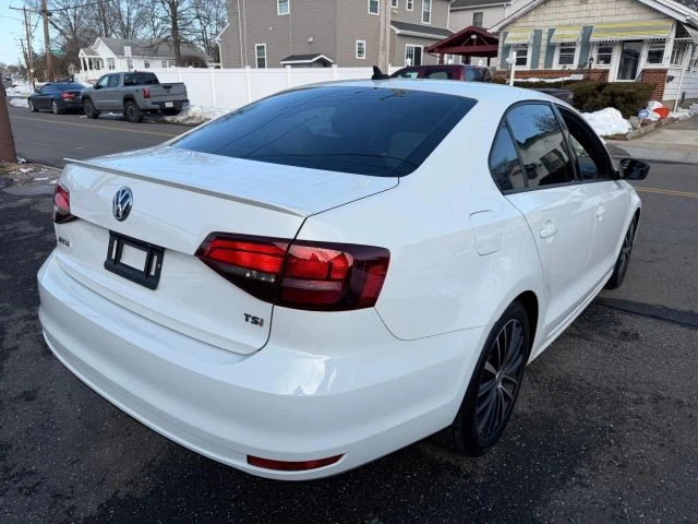 2016 Volkswagen A6 Jetta - Image 7 of 12