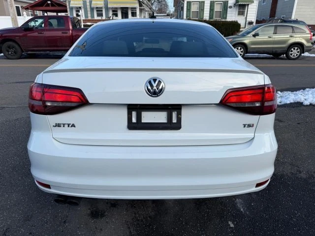 2016 Volkswagen A6 Jetta - Image 6 of 12