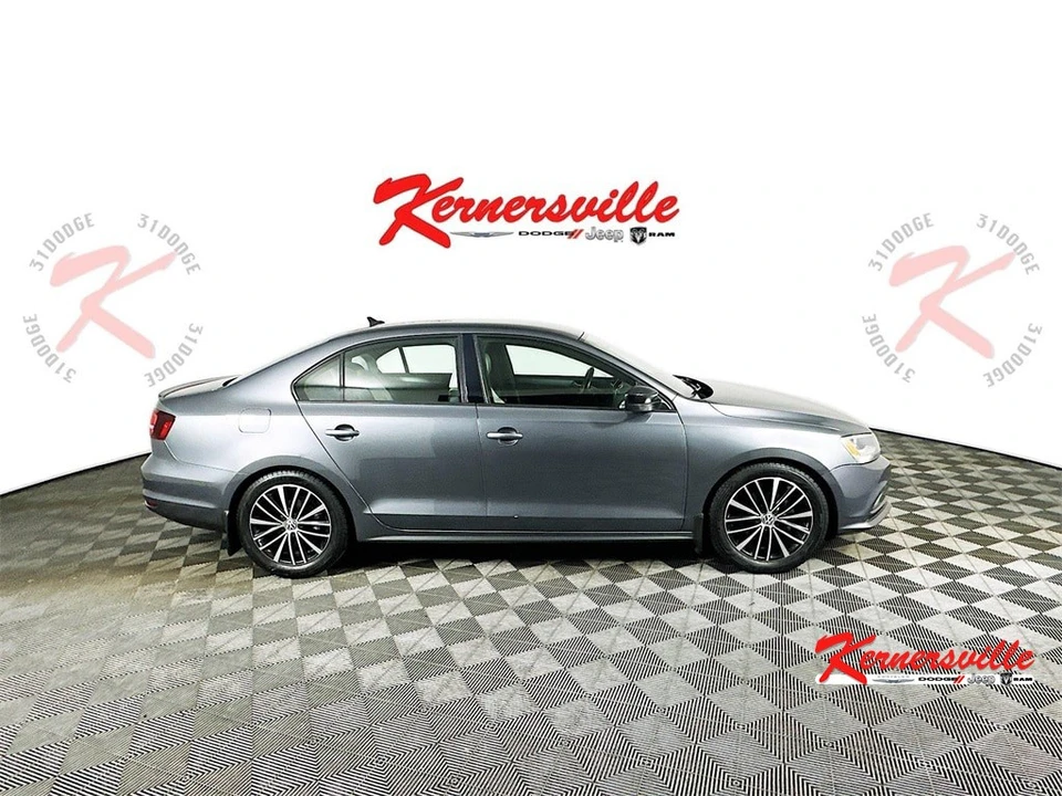2016 Volkswagen A6 Jetta - Image 8 of 21