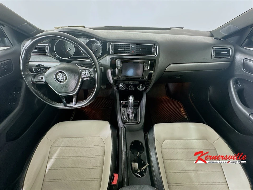 2016 Volkswagen A6 Jetta - Image 10 of 21