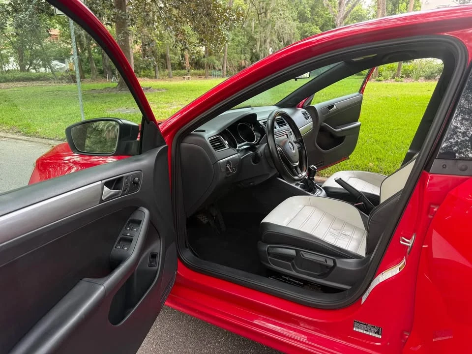 2016 Volkswagen A6 Jetta - Image 10 of 20
