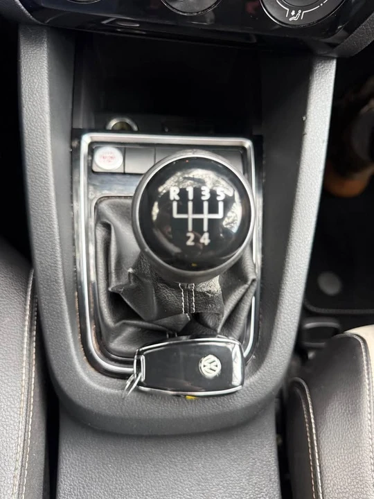2016 Volkswagen A6 Jetta - Image 15 of 20