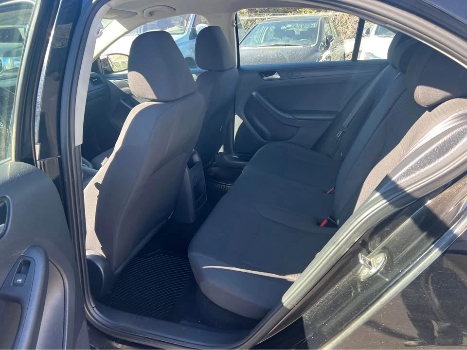 2016 Volkswagen A6 Jetta - Image 8 of 20
