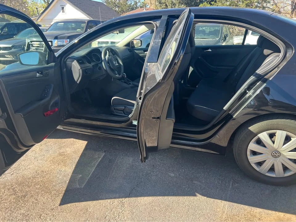 2016 Volkswagen A6 Jetta - Image 9 of 20