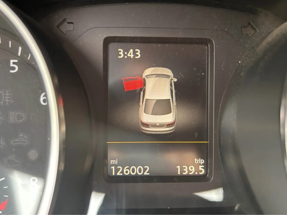 2016 Volkswagen A6 Jetta - Image 11 of 14