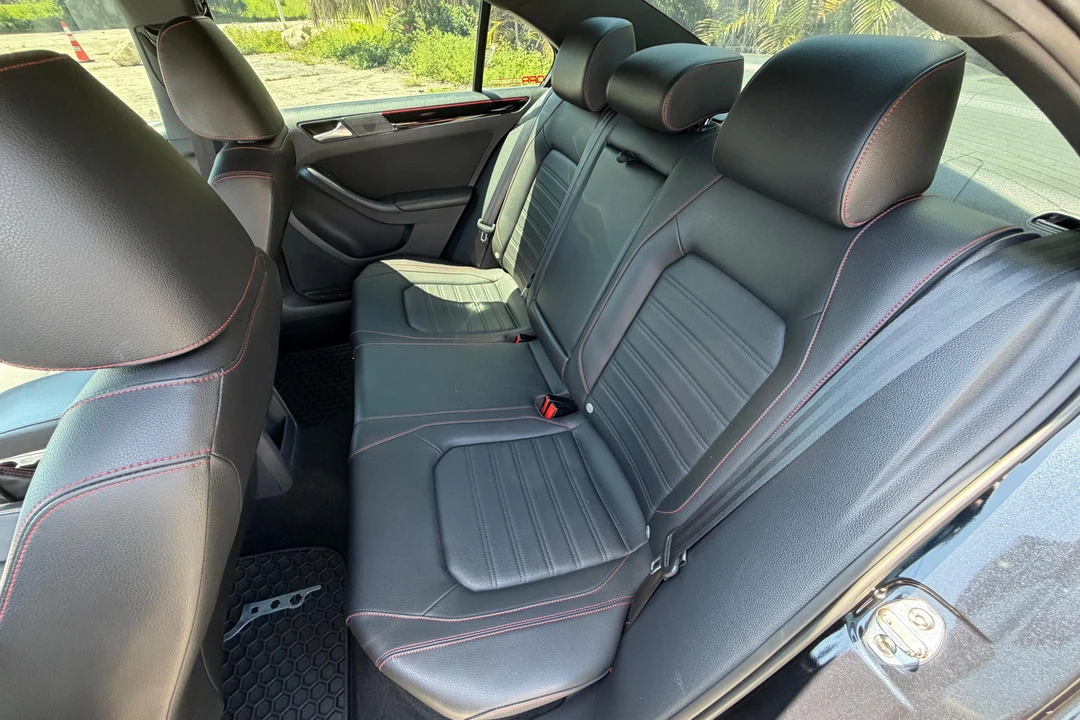 2016 Volkswagen A6 Jetta - Image 29 of 31
