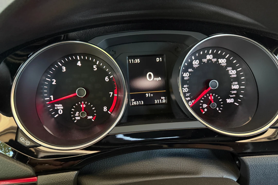 2016 Volkswagen A6 Jetta - Image 30 of 31