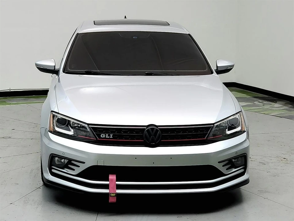 2016 Volkswagen A6 Jetta - Image 2 of 12