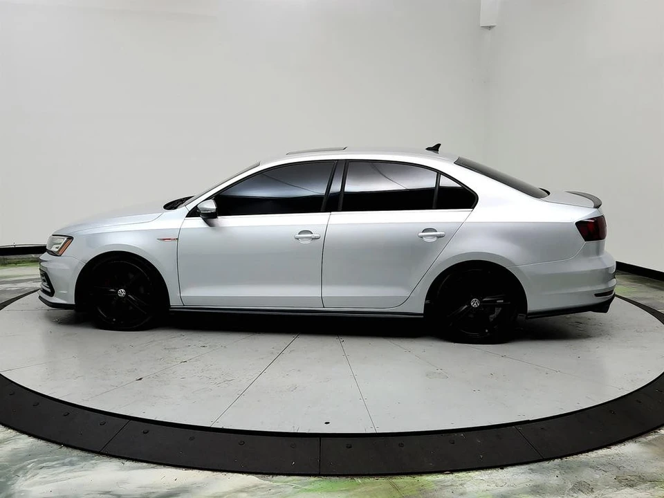 2016 Volkswagen A6 Jetta - Image 8 of 12