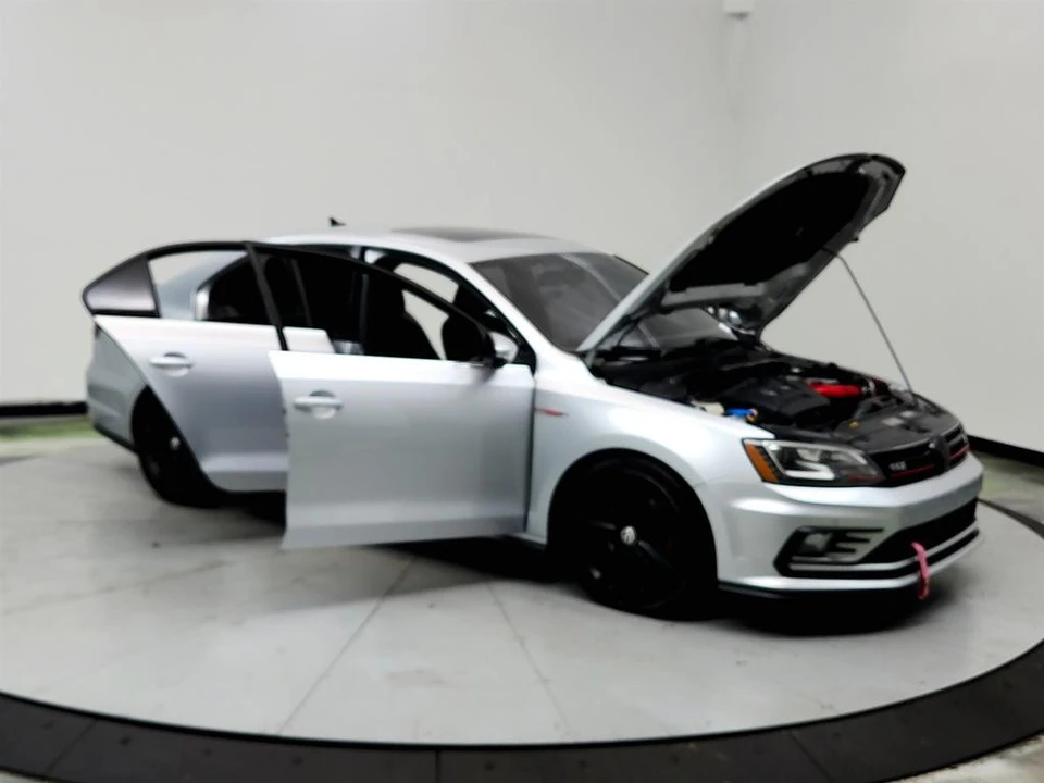 2016 Volkswagen A6 Jetta - Image 10 of 12