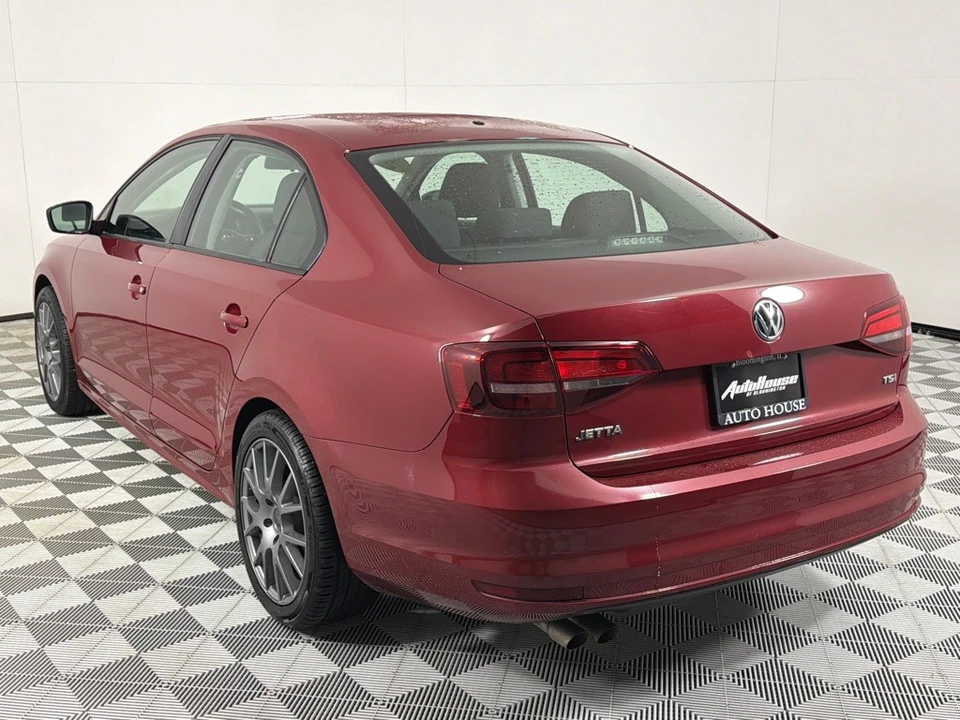 2016 Volkswagen A6 Jetta - Image 6 of 12