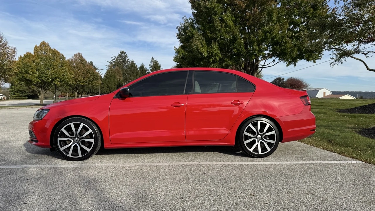 2016 Volkswagen A6 Jetta - Image 7 of 21