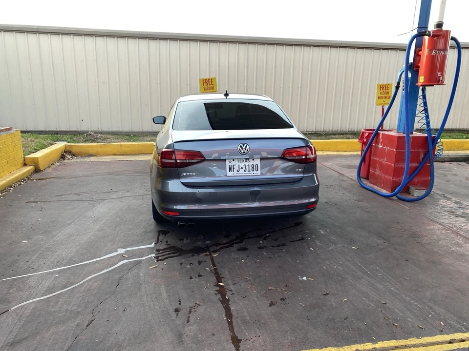 2016 Volkswagen A6 Jetta - Image 8 of 17