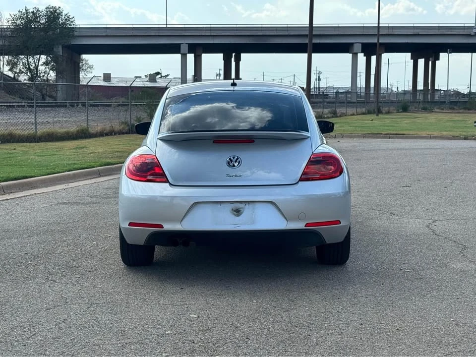 2016 Volkswagen A5 Beetle - Image 5 of 11