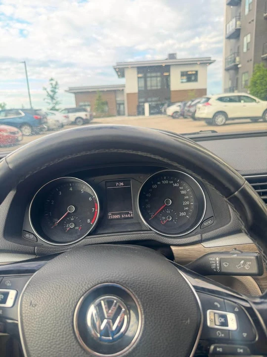 2016 Volkswagen Passat - Image 6 of 11