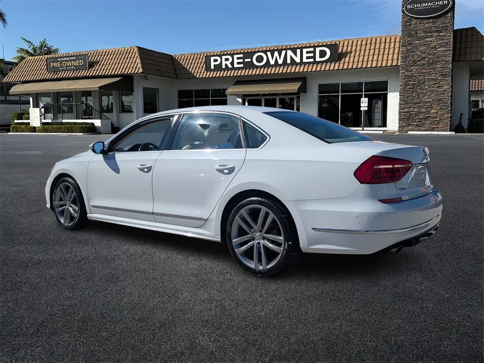 2016 Volkswagen Passat - Image 5 of 12