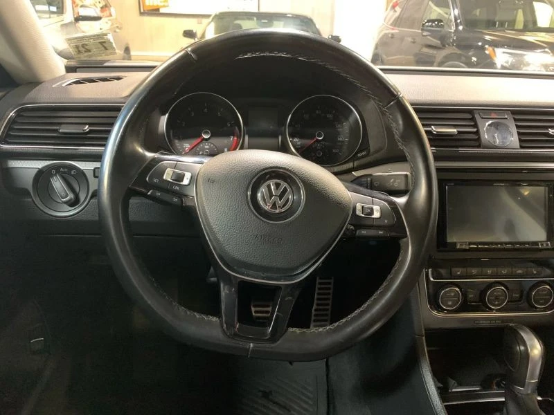 2016 Volkswagen Passat - Image 12 of 12