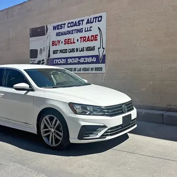 2016 Volkswagen Passat 1.8T R-Line Sedan